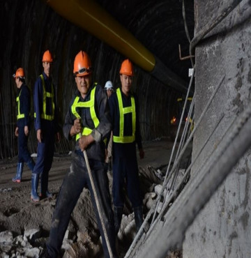 Quần Áo Bảo Hộ Lao Động Đa Ngành Chất Lượng - Uy Tín