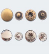 Nút kim loại bấm