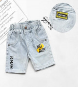 Bán sỉ quần jean lửng in chữ-QT2030601