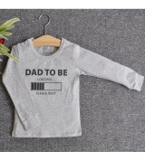 Bỏ buôn áo thun trẻ em cổ tròn tay dài in chữ Dad to be (Xám)