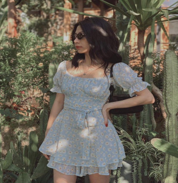 jum hoa xếp ly ngực thắt eo