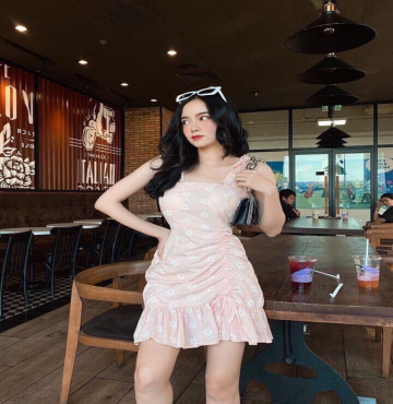 bỏ sỉ đầm rút thêu hoa cúc hai dây