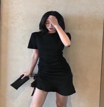 bỏ buôn đầm thun rút bên cục hot