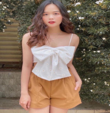 bỏ buôn áo crop hoa nơ ngực bản to