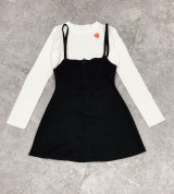 bán sỉ set áo thêu tim phối yếm hai dây