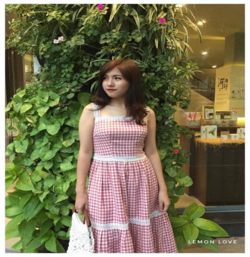 bán buôn đầm caro chạy viền ren