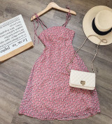 bán sỉ đầm hoa hai dây có nơ eo cực xinh xắn