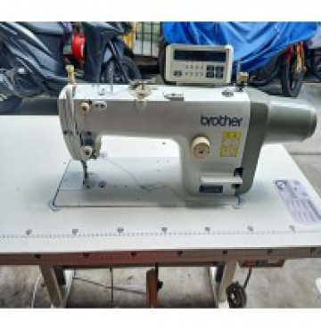 máy một kim điện tử cũ Brother S-6200DD-305