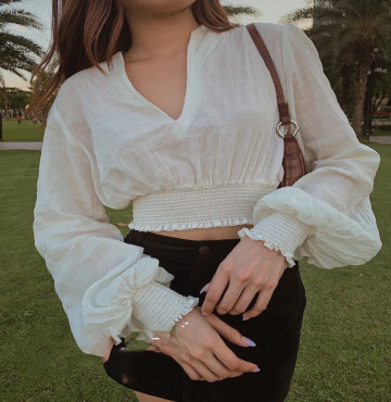 bán buôn áo tay phồng cổ v