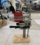 Máy cắt đứng eatman