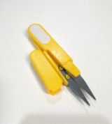 Kéo bấm chỉ có nắp nhựa