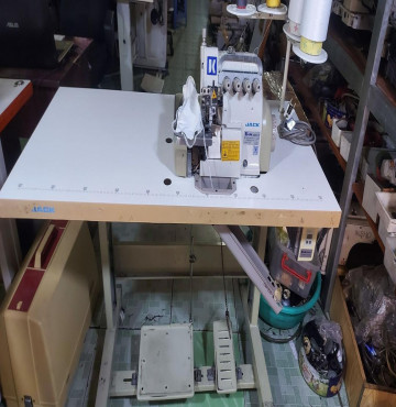 Bán Máy vắt sổ 2 kim 4 chỉ Jack cũ giá rẻ