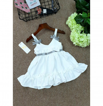 Bỏ buôn đầm xinh cho bé