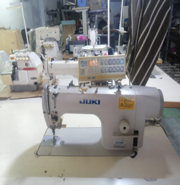 Cần thanh lý gấp lô máy may 1 kim điện tử DDL-8700 cho rộng kho
