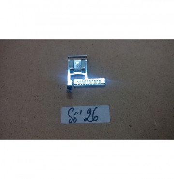 Chân vịt canh mép số 26.