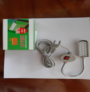 đèn máy may 20 bóng (trắng)