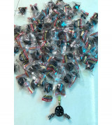 Trục xoay gắn được 1 lần 3 cái chân vịt cho công nghiệp tặng kèm 3 con ốc gắn chân vịt