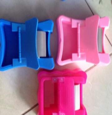 hộp lăn sơn cạnh