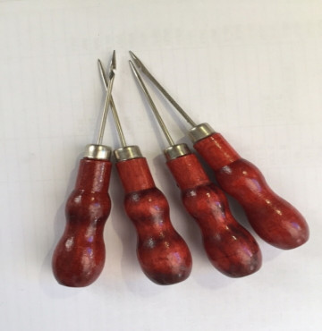 dùi hồ lô cán gổ