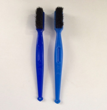 bàn chải xanh dương