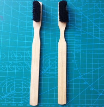 Bàn chải quét keo cán tre