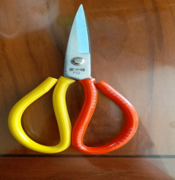 kéo tốt chống rỉ 22cm