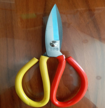 kéo tốt chống rỉ 22cm đầu to