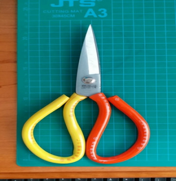 kéo tốt chống rỉ 22cm