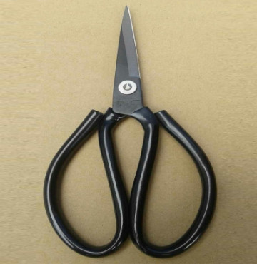 Kéo trung nhập khẩu