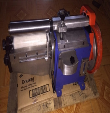 máy bôi keo trụt mềm 24cm loại tốt