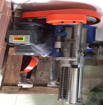 máy bôi keo trụt cứng 24cm