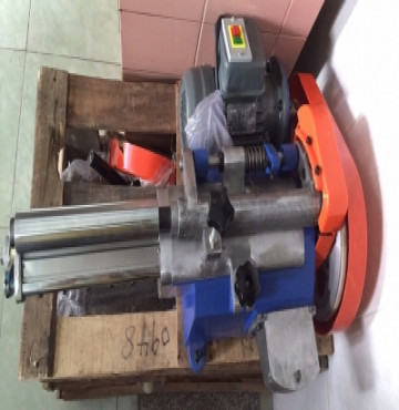 máy bôi keo trụt cứng 24cm