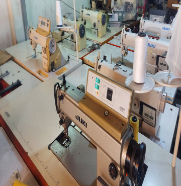 CẦN BÁN GẤP MÁY MAY 1 KIM ĐIỆN TỬ JUKI NHẬT BÃI GIÁ RẺ