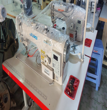 Thanh Lý MÁY MAY CÔNG NGHIỆP MỚI 90% CẮT CHỈ LẠI MŨI TỰ ĐỘNG