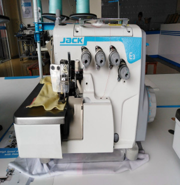 THANH LÝ MÁY VẮT SỔ JACK 2 KIM 4 CHỈ