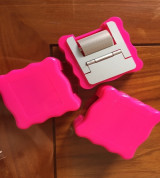 hộp lăn sơn cạnh nắp sắt