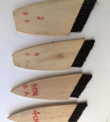 cọ dẹp cán gỗ 5cm