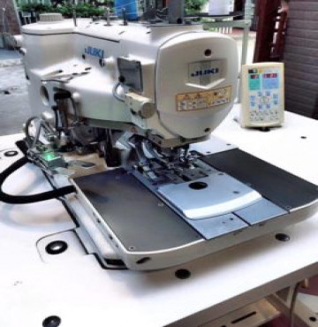 Máy thùa khuy đầu tròn JUKI MEB-3200
