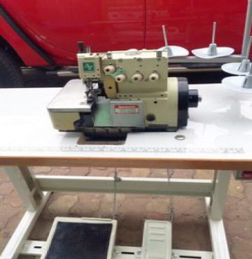 Máy Vắt Sổ Yamato