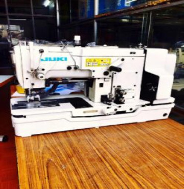 Máy thùa khuy đầu bằng cũ