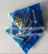 Móc dưới máy vắt sổ