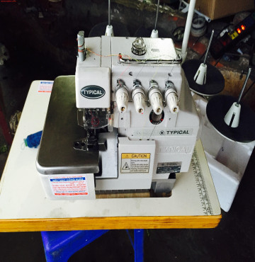 Máy Chập Vắt Sổ TIPICAL Mới 100%