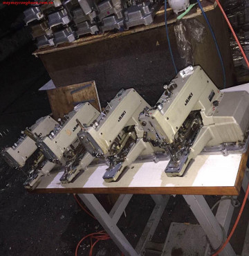 Máy Đính Cúc Juki MB303