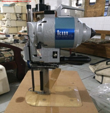 Máy cắt đứng KM
