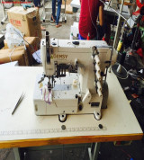 Máy vắt sổ Vàng Chanh mới 3 chỉ