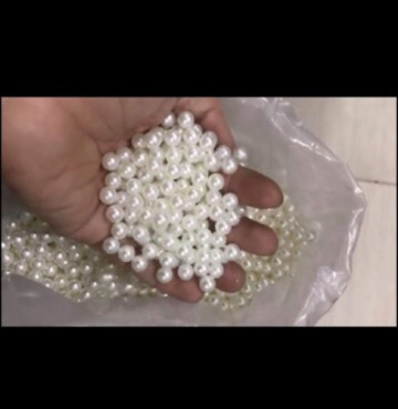 Giá chỉ còn 20k cho Hạt trai không lỗ dùng đóng chấu