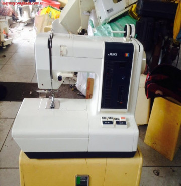 Máy may Juki JUKI FLORA 550 mới 98%