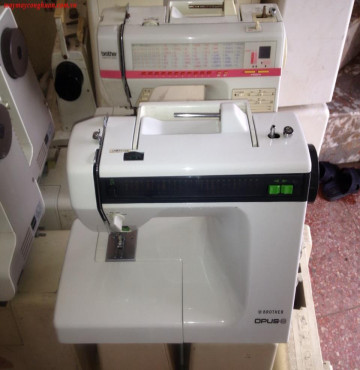 Máy may Brother OPUT 8 Có 26 chức năng