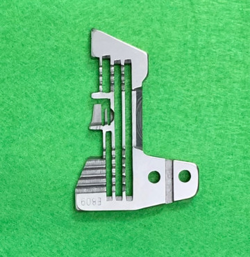 Mặt nguyệt máy vắt sổ 4 chỉ Siruba.