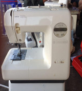 Máy Brother Licia 10 Chức Năng